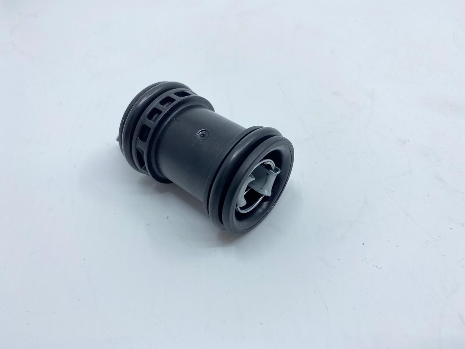 BMW 3 - 5 SERİSİ YAĞ SOĞUTUCU BORUSU E90.E60 ORJİNAL