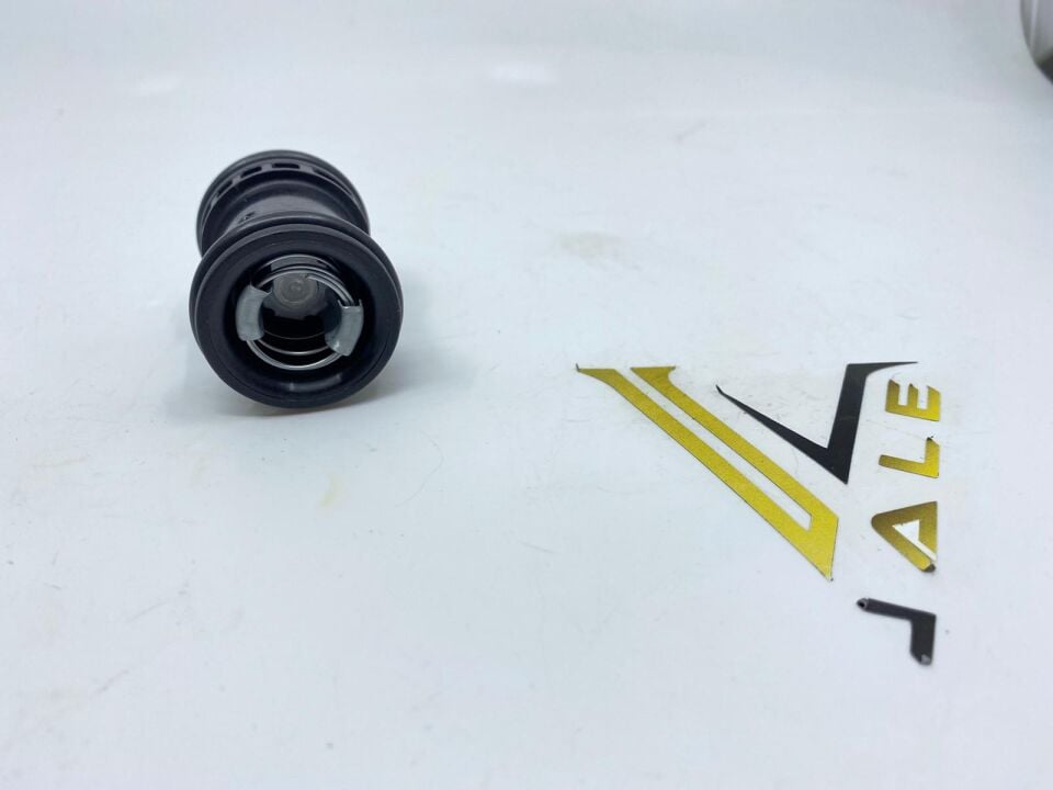 BMW 3 - 5 SERİSİ YAĞ SOĞUTUCU BORUSU E90.E60 ORJİNAL