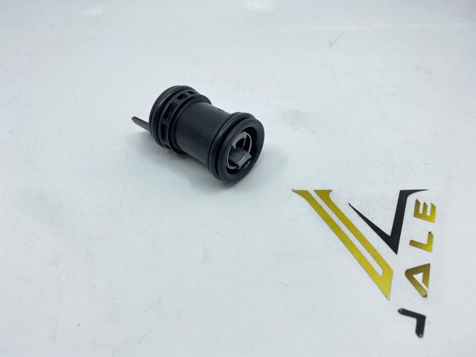 BMW 3 - 5 SERİSİ YAĞ SOĞUTUCU BORUSU E90.E60 ORJİNAL