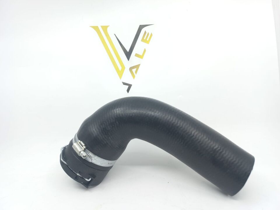 BMW 5 SERİSİ TURBO HORTUMU ALTA GELEN E60.520d. YAN SANAYİ