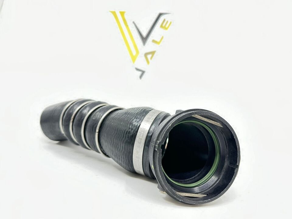 BMW 5 SERİSİ TURBO HORTUMU ŞARJ HAVASI HATTI E60.520d YAN SANAYİ