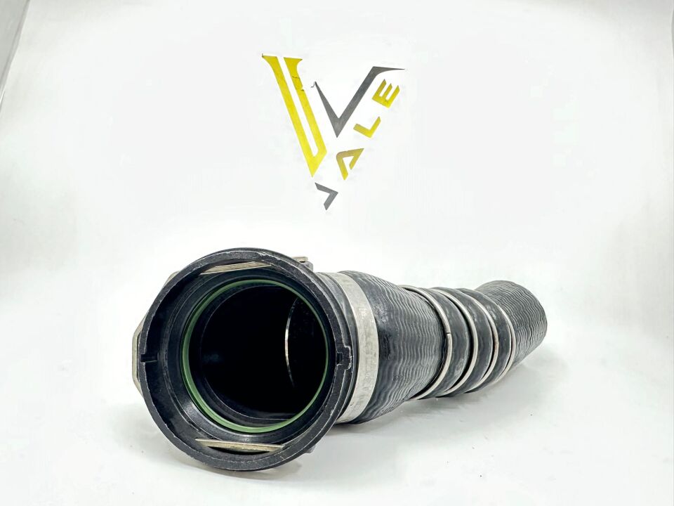 BMW 5 SERİSİ TURBO HORTUMU ŞARJ HAVASI HATTI E60.520d YAN SANAYİ