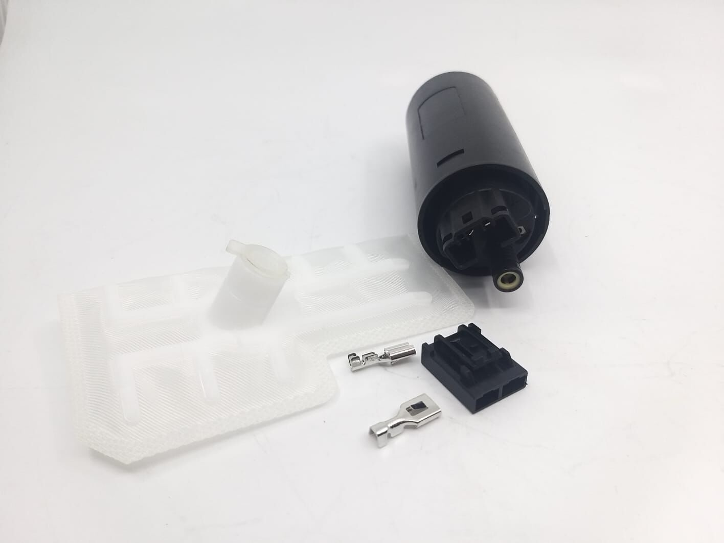 BMW 3-5 SERİSİ BENZİN POMPASI TEK POMPA E36.E34.E30 YAN SANAYİ