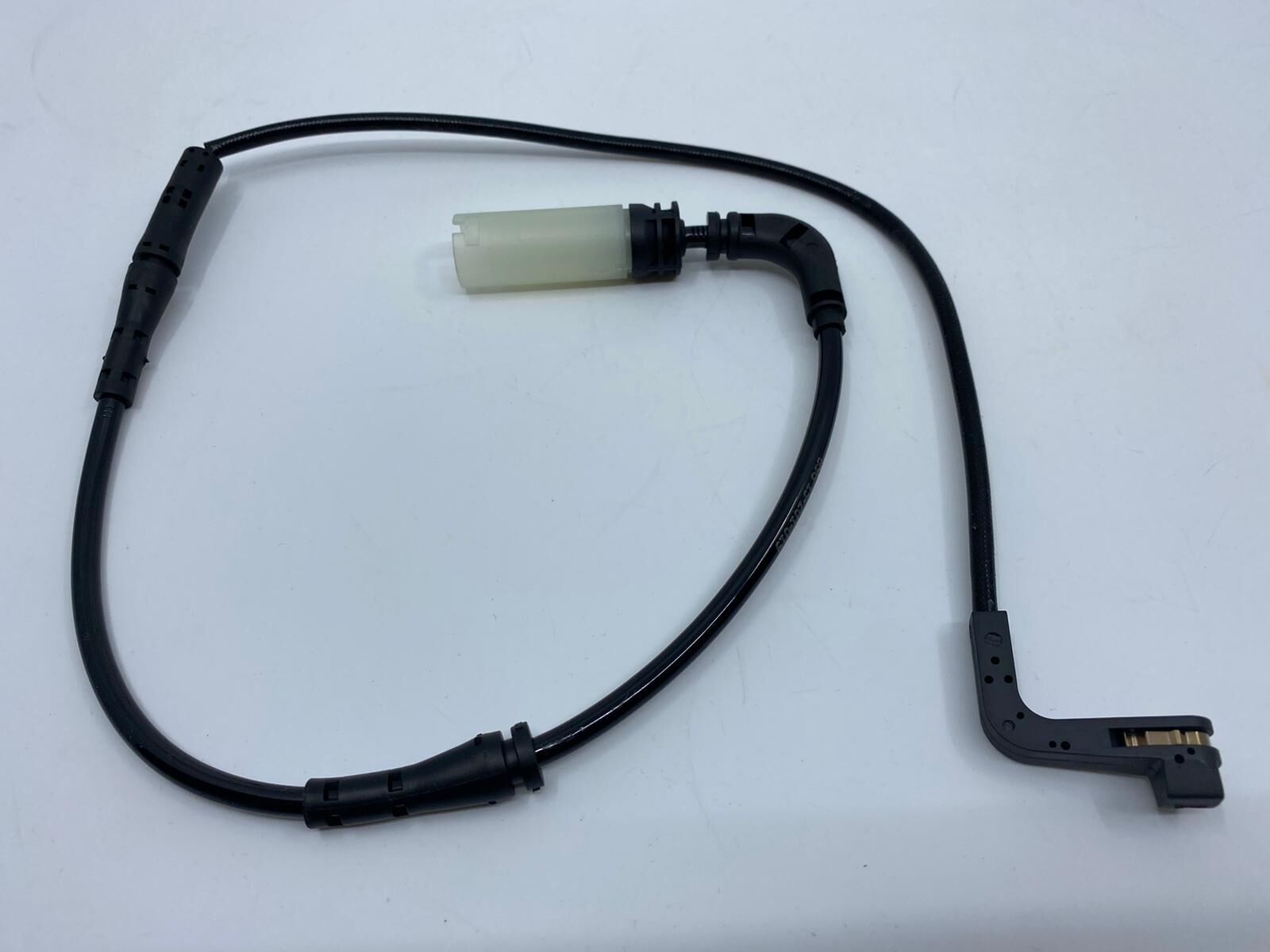 BMW 5 SERİSİ ARKA BALATA İKAZ FİŞİ E60 YAN SANAYİ