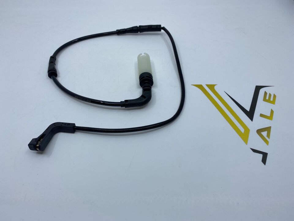 BMW 5 SERİSİ ARKA BALATA İKAZ FİŞİ E60 YAN SANAYİ