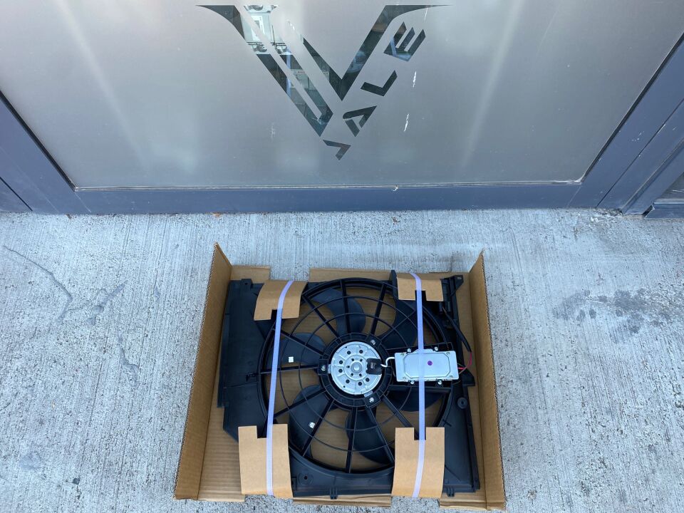 BMW 3 SERİSİ SOĞUTMA FANI E46 YAN SANAYİ