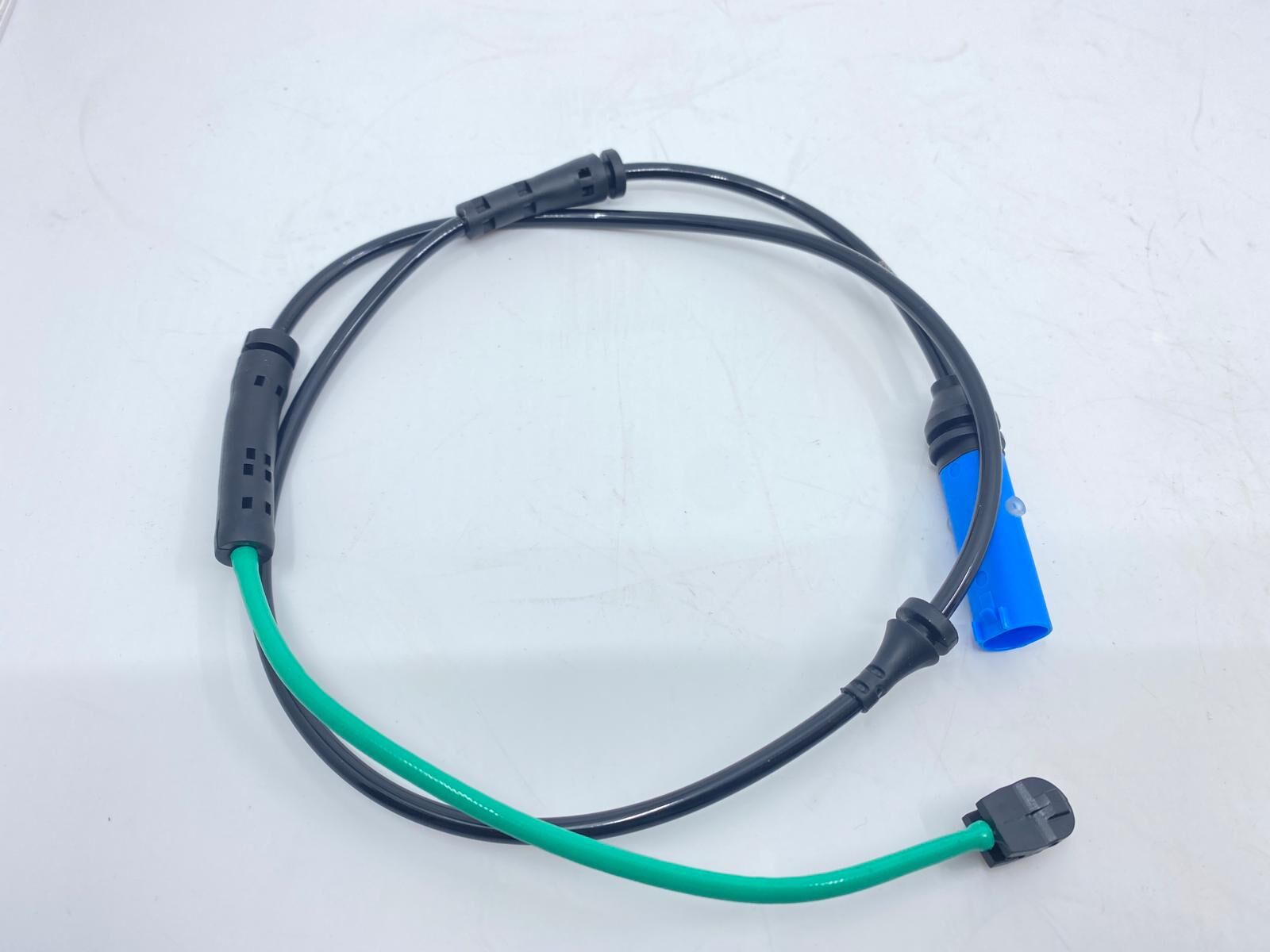 BMW 5 SERİSİ ÖN BALATA İKAZ FİŞİ G30 YAN SANAYİ