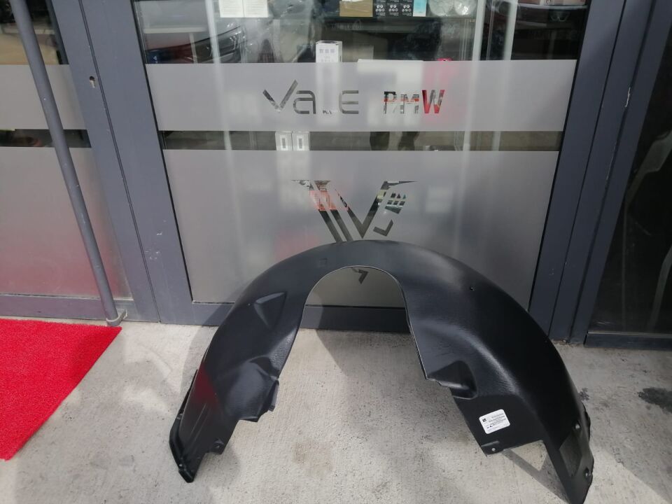 BMW 7 SERİSİ ÖN ÇAMURLUK DAVLUMBAZI - L - E65.E66.E67 YAN SANAYİ