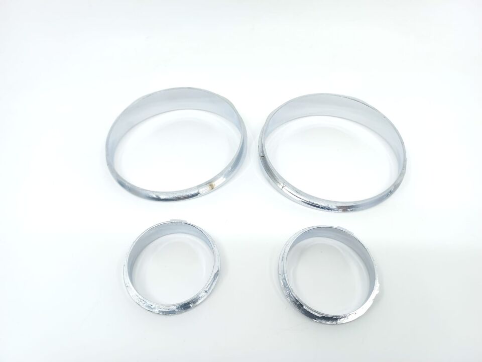 BMW 5 - X5 SERİSİ GÖSTERGE ÇERÇEVESİ - OFSETLİ - KROM E38.E39.E53 YAN SANAYİ