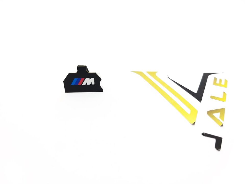 BMW 3 SERİSİ GÖSTERGE M LOGOSU E46.M YAN SANAYİ