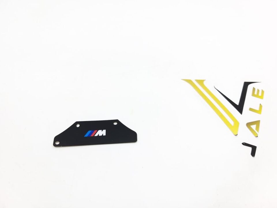 BMW 5 - X5 SERİSİ GÖSTERGE M LOGOSU E39.E38.X5.M YAN SANAYİ