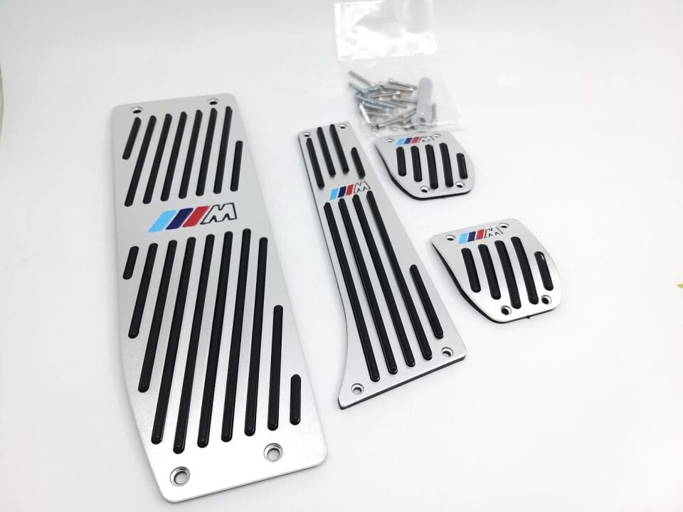 BMW 1-3 SERİSİ PEDAL SETİ - DÜZ VİTES - M LOGOLU - KROMLU E30.E34.E36.E39.E46.E87.E90. YAN SANAYİ