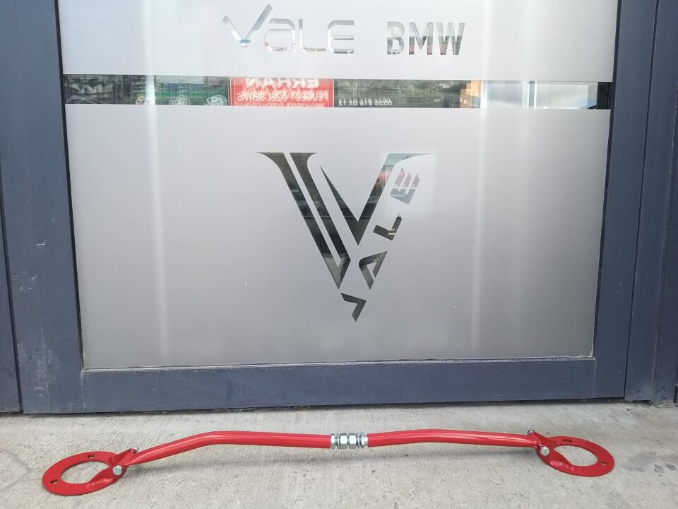 BMW 3 SERİSİ MOTOR  KULE GERGİSİ - KIRMIZI - E36/4 YAN SANAYİ