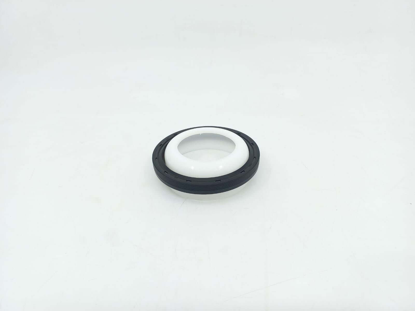 BMW 1-3 SERİSİ ÖN KRANK KEÇESİ 61*75*8 F20.F30.R55 ELRİNG