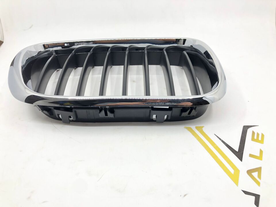 BMW X5 SERİSİ PANJUR DIŞ KROM İÇ SİYAH - R - E53.E.M. YAN SANAYİ