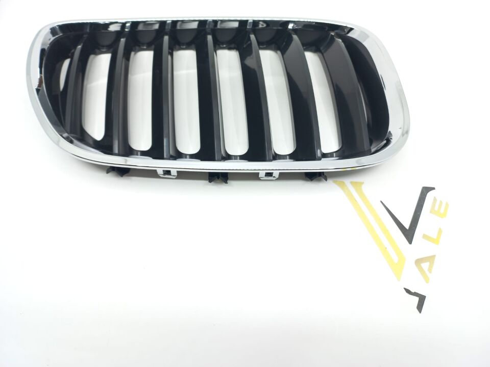 BMW X5 SERİSİ ÖN PANJUR BÖBREK - R - DIŞI KROM İÇ SİYAH E53 Y.M. YAN SANAYİ