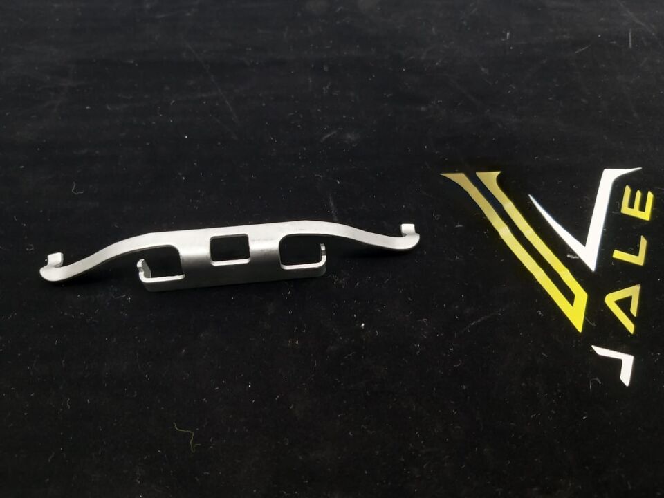 BMW 1 - 3 SERİSİ ARKA FREN BALATA YAYI - SAC - E46.E36.E34.E32.E87 BOSCH