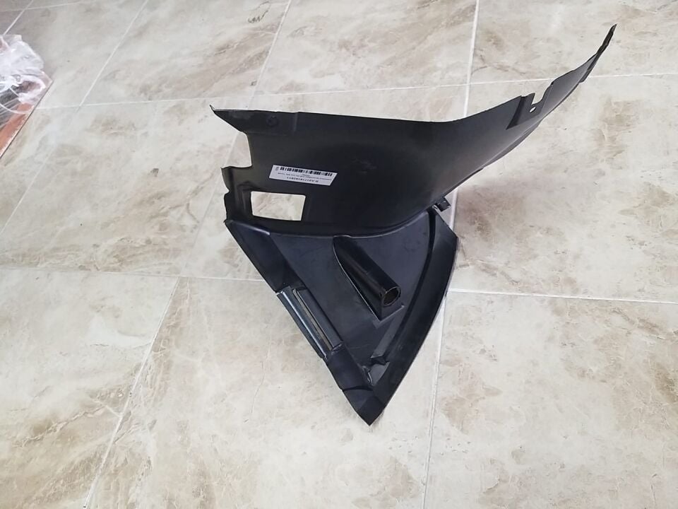 BMW 3 SERİSİ ÖN ÇAMURLUK UC DAVLUMBAZI - L - E46/4.E46/2 YAN SANAYİ