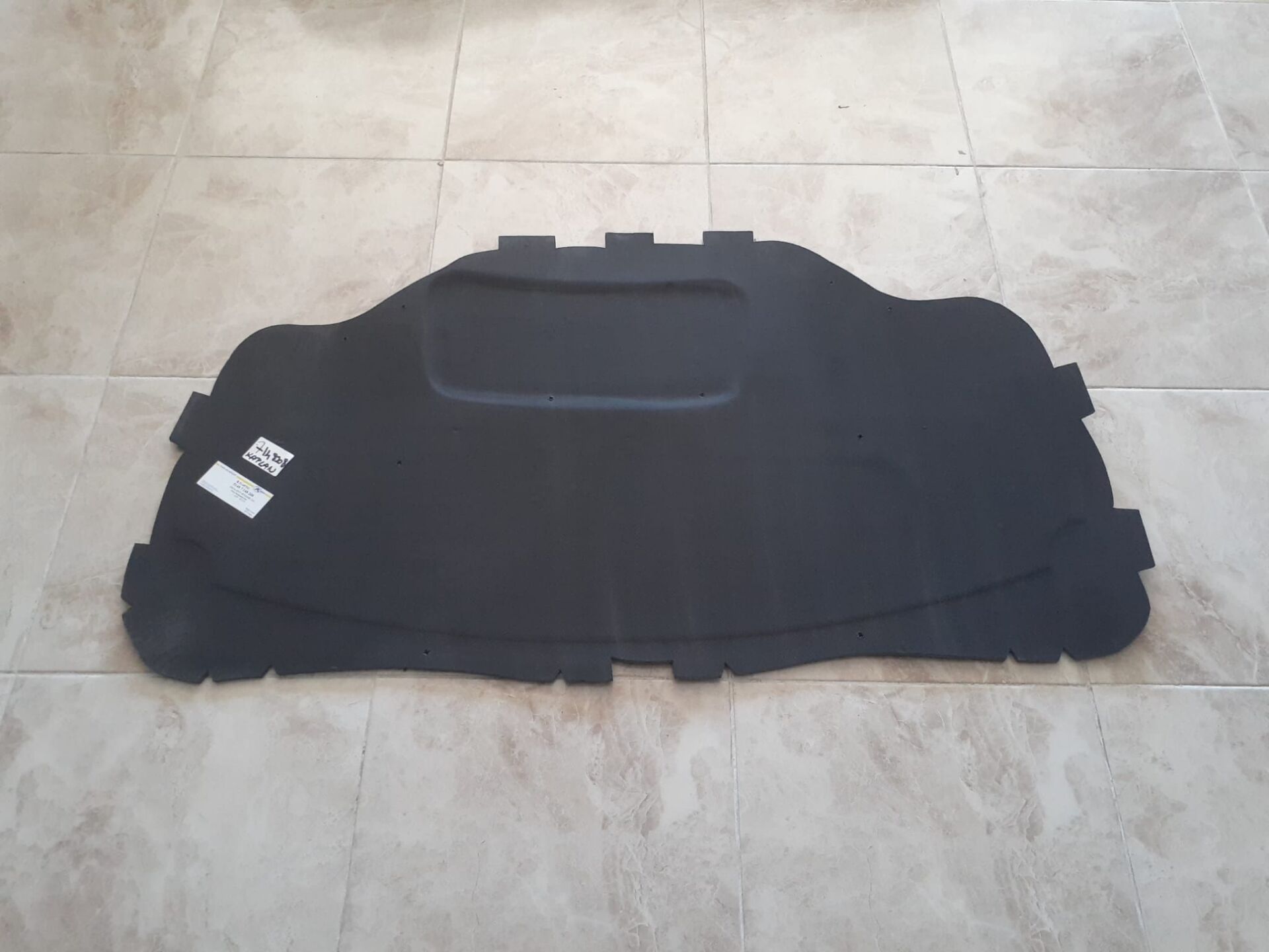 BMW 5 SERİSİ MOTOR KAPUT İAZALASYON KEÇESİ E60 YAN SANAYİ