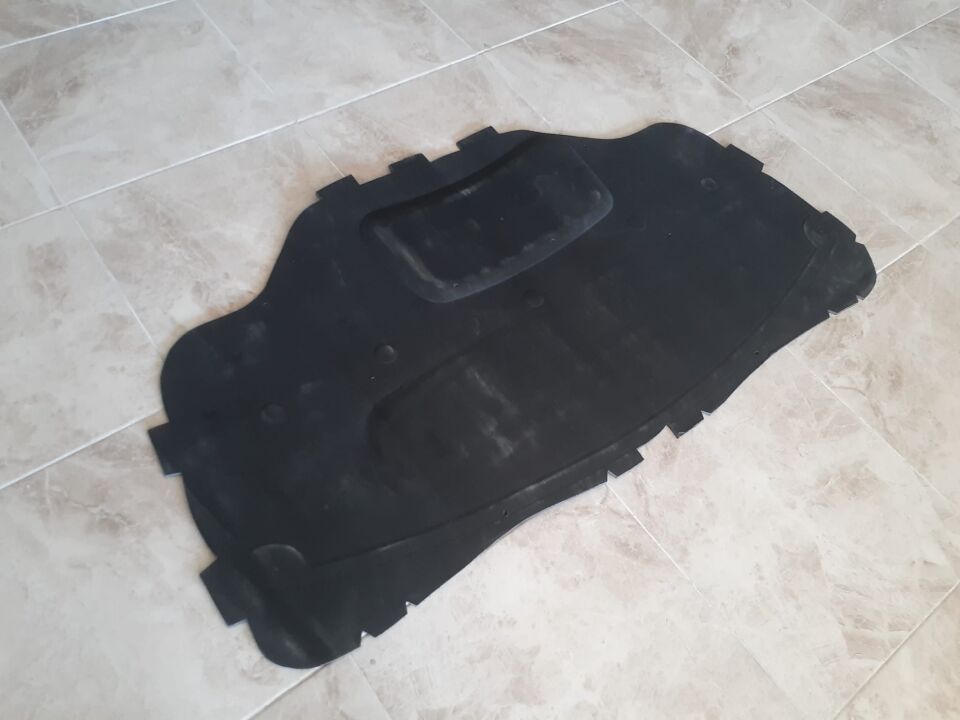 BMW 5 SERİSİ MOTOR KAPUT İAZALASYON KEÇESİ E60 YAN SANAYİ