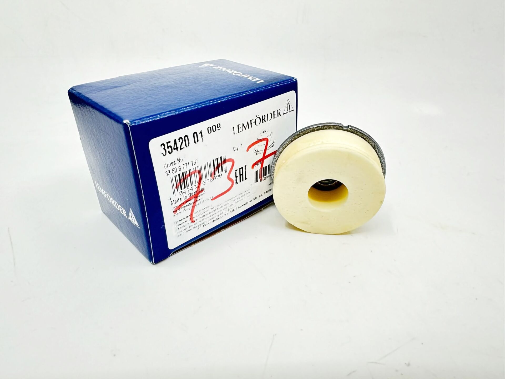 BMW 1-3 SERİSİ ARKA AMORTİSÖR ÜST TAKOZU E87.E90.E92.E93 LEMFÖRDER