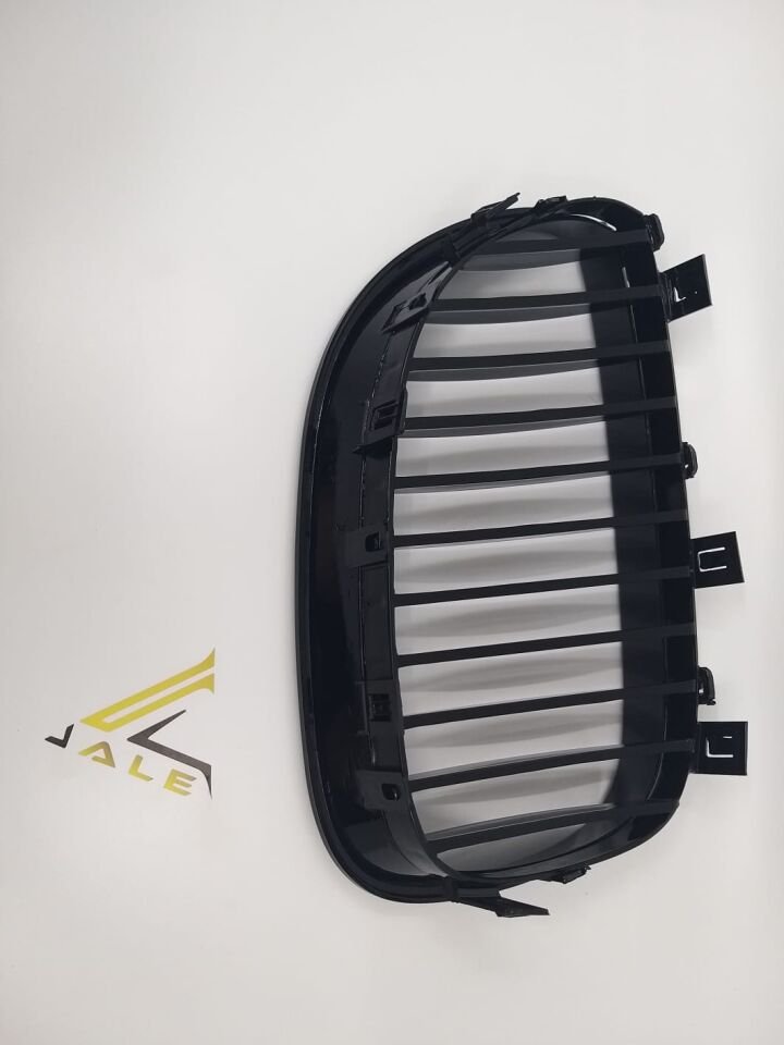 BMW 5 SERİSİ PANJUR TAKIM PARLAK SİYAH  - M - E60.E61 YAN SANAYİ