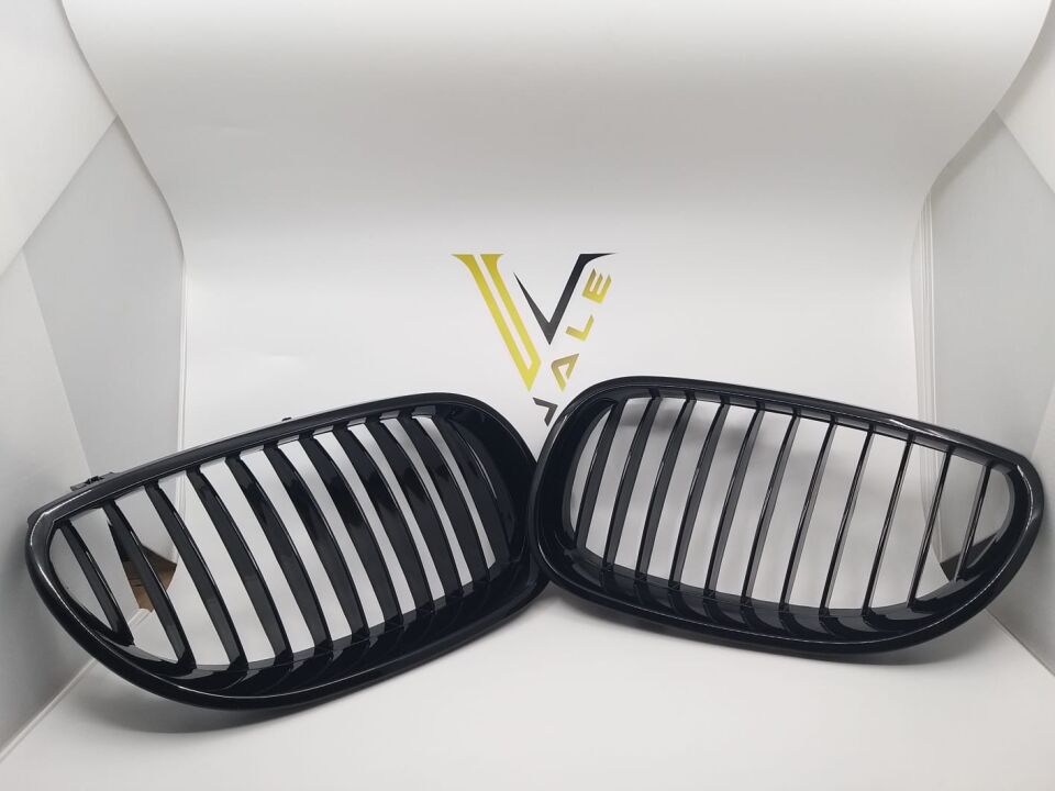 BMW 5 SERİSİ PANJUR TAKIM PARLAK SİYAH  - M - E60.E61 YAN SANAYİ
