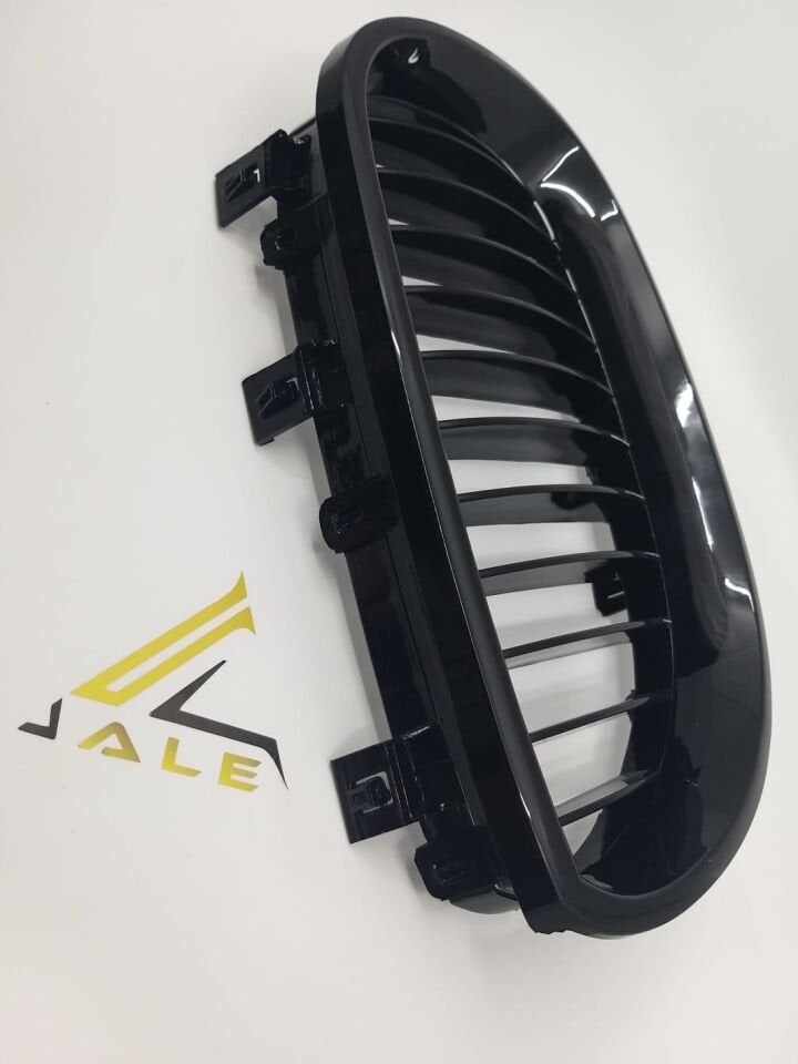 BMW 5 SERİSİ PANJUR TAKIM PARLAK SİYAH  - M - E60.E61 YAN SANAYİ