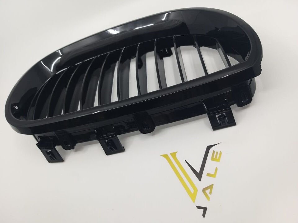 BMW 5 SERİSİ PANJUR TAKIM PARLAK SİYAH  - M - E60.E61 YAN SANAYİ