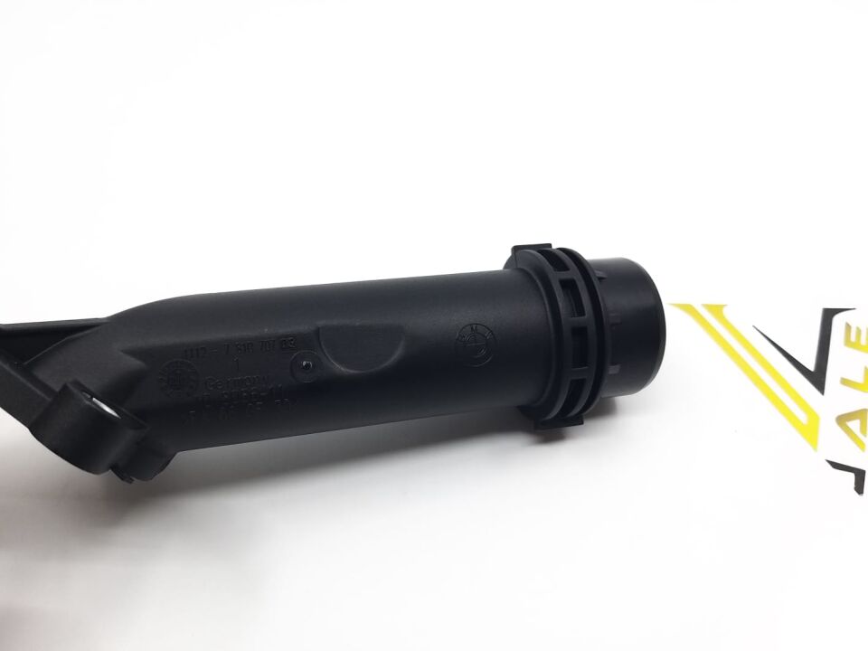 BMW 3-5 SERİSİ BLOK SU FLANŞI F10.F20.F30.E90.E92.X1.X3 ORİJİNAL