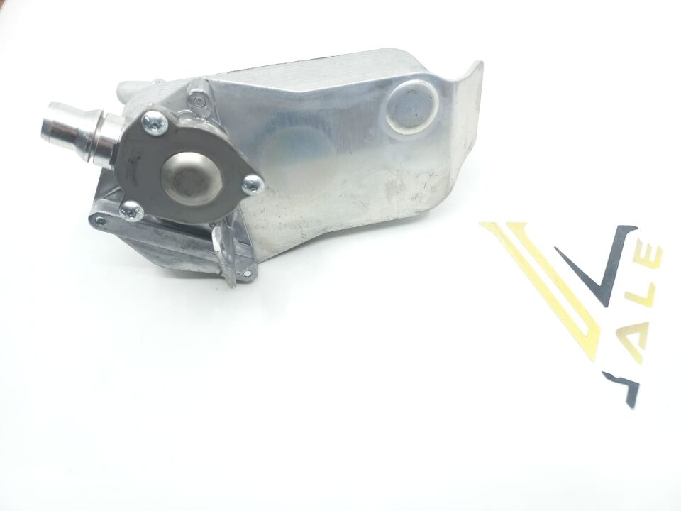 BMW 1-3 SERİSİ ŞANZUMAN YAĞ SOĞUTMA RADYATÖRÜ E87.E90.E92 FEBİ