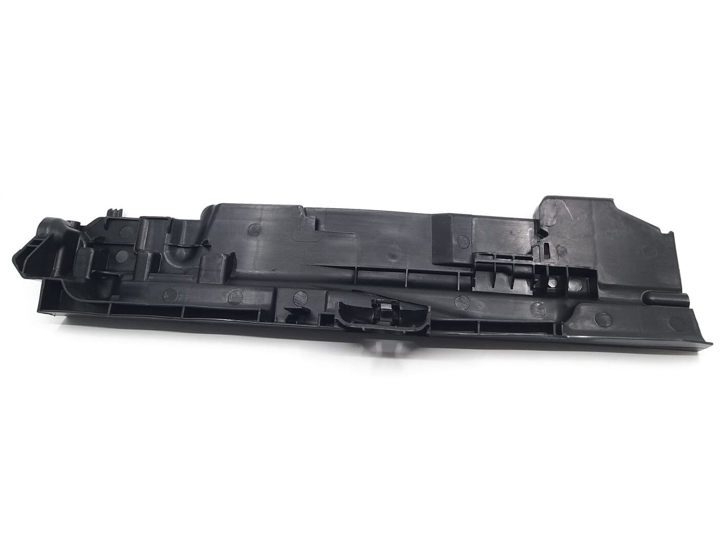 BMW 1-3 SERİSİ RADYATÖR YAN KAPLAMASI R E87.E90.E92.X1 YAN SANAYİ