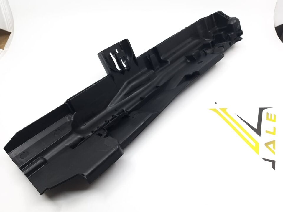 BMW 1-3 SERİSİ RADYATÖR YAN KAPLAMASI R E87.E90.E92.X1 YAN SANAYİ