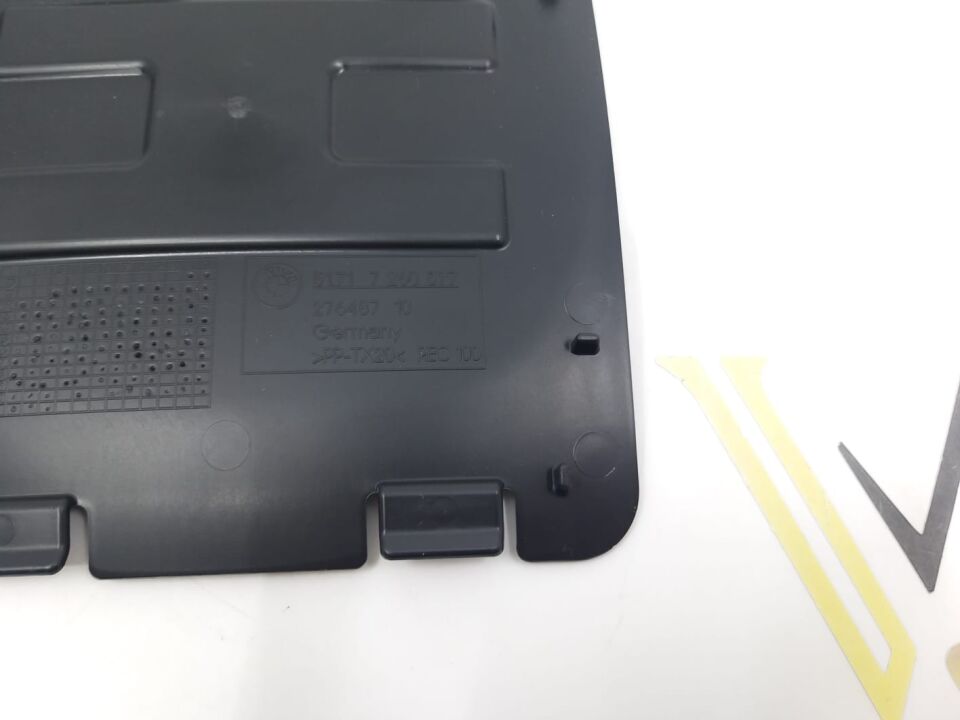 BMW 1-3 SERİSİ ÖN ÇAMURLUK DAVLUMBAZ KAPAĞI F20.F30 ORJİNAL