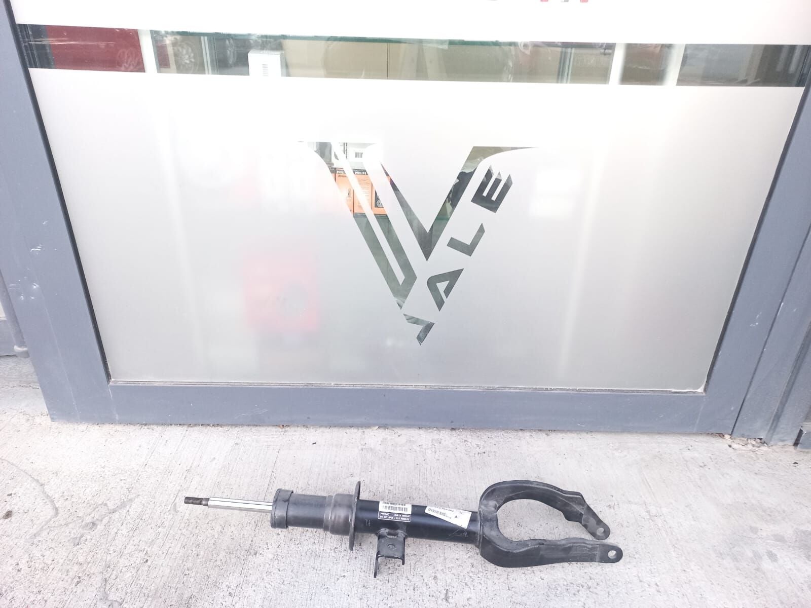 BMW 5 SERİSİ ÖN AMORTİSÖR - R - F10.LCI ORJİNAL