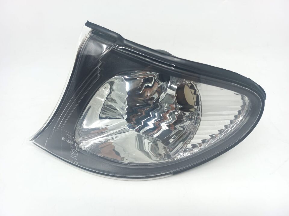BMW 3 SERİSİ SİNYAL LAMBASI BEYAZ L - SİYAH ÇERÇEVE - E46/4> 09/01 YAN SANAYİ