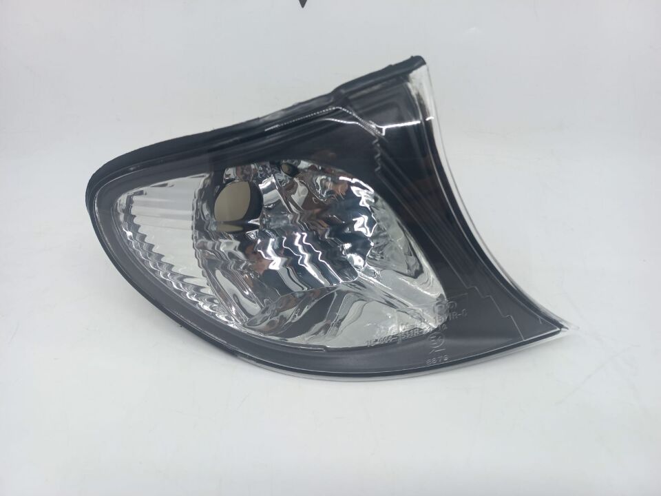 BMW 3 SERİSİ SİNYAL LAMBASI BEYAZ R - SİYAH ÇERÇEVE - E46/4.>09/91 YAN SANAYİ