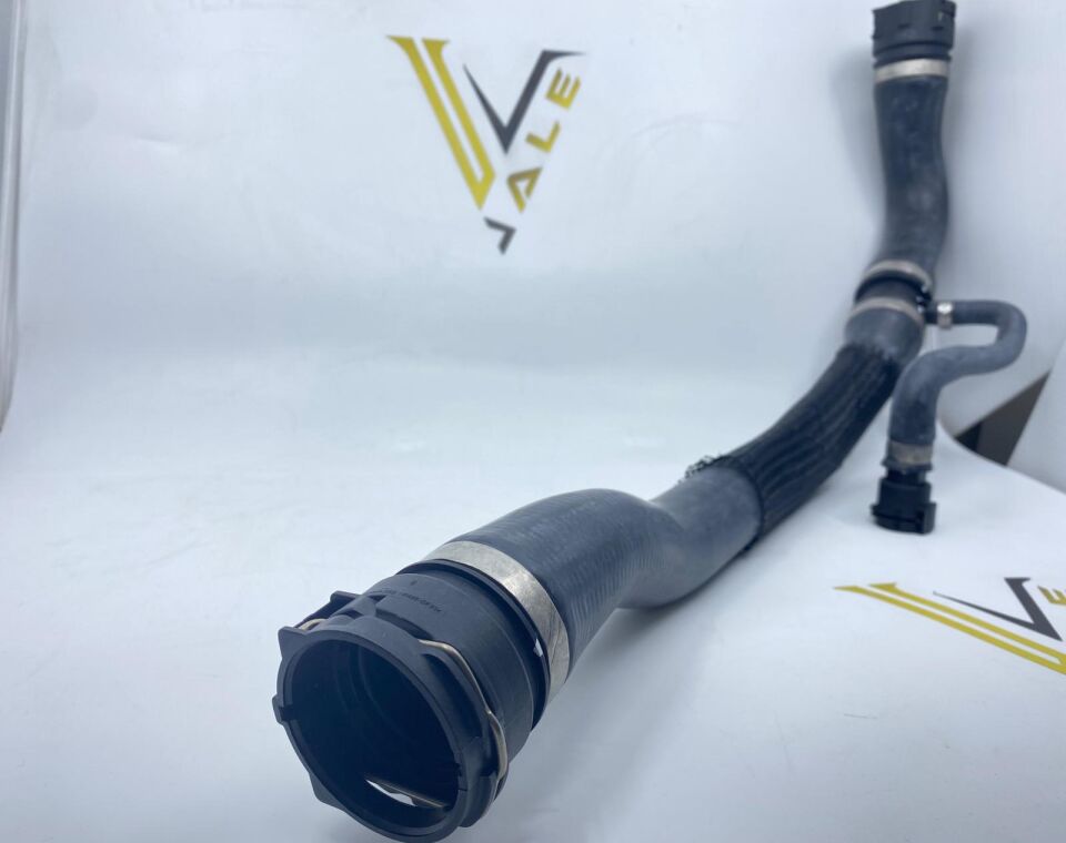 BMW 5 SERİSİ RADYATÖR ÜST HORTUMU E60.E61 YAN SANAYİ