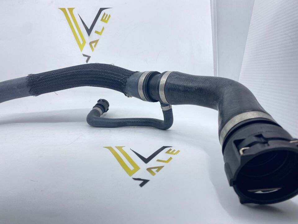 BMW 5 SERİSİ RADYATÖR ÜST HORTUMU E60.E61 YAN SANAYİ