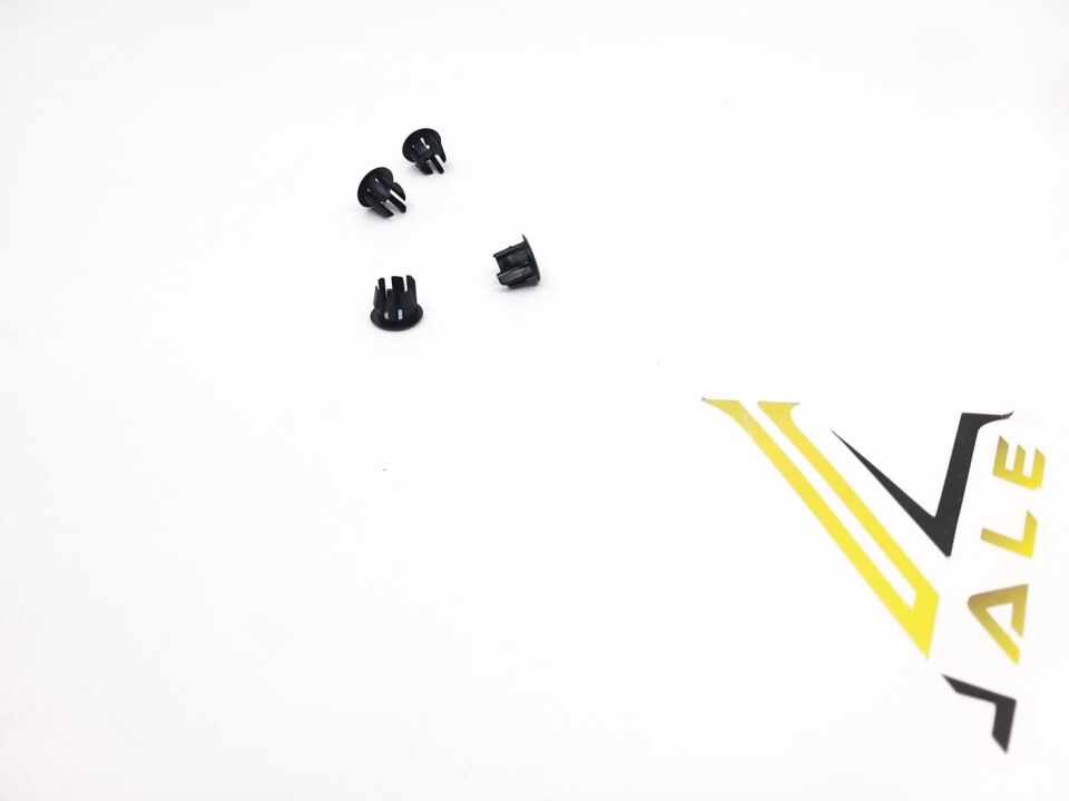 BMW X5 SERİSİ KAPI DÖŞEME KİLİT DİL ÇERÇEVESİ E53 4 LÜ YAN SANAYİ