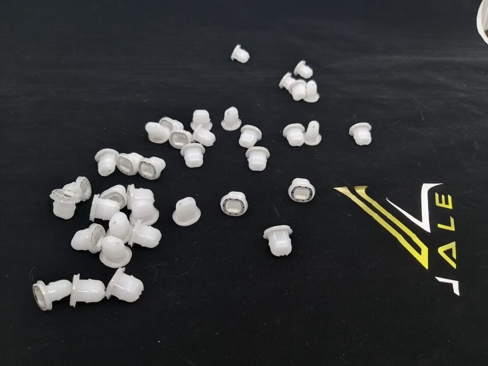 BMW 3-5 SERİSİ MAUN KLİPS - BEYAZ - E38.E39.E93 10 LU YAN SANAYİ