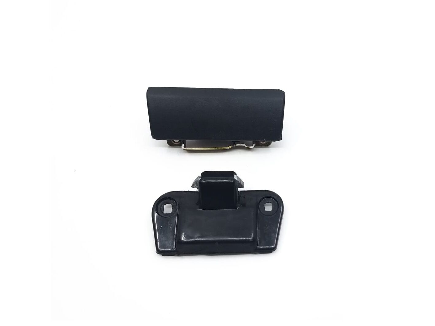 BMW 3-5 SERİSİ TORPİDO AÇMA MANDALI SETİ E30.E34 YAN SANAYİ