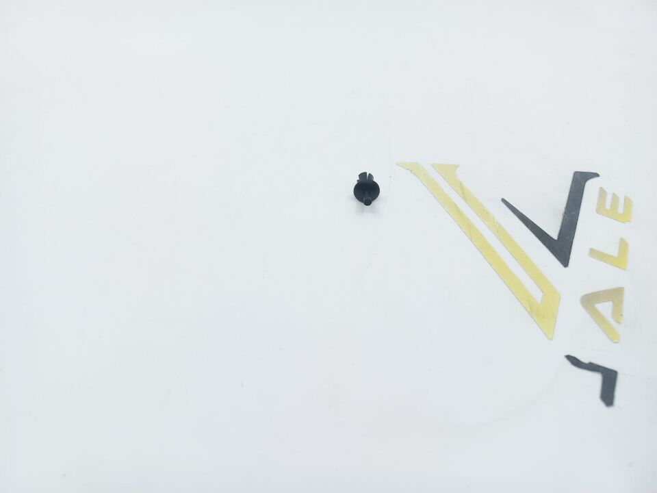 BMW 3-5 SERİSİ ÇAMURLUK DAVLUMBAZ KLİPSİ MİNİK E39.E46.E36.F20.E90.E60.F10 10 LU YAN SANAUİ