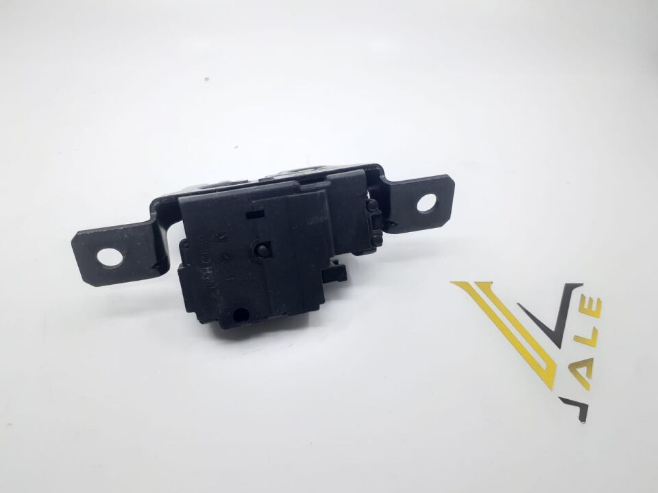 BMW 1 SERİSİ BAGAJ KİLİDİ F20.LCI ORJİNAL