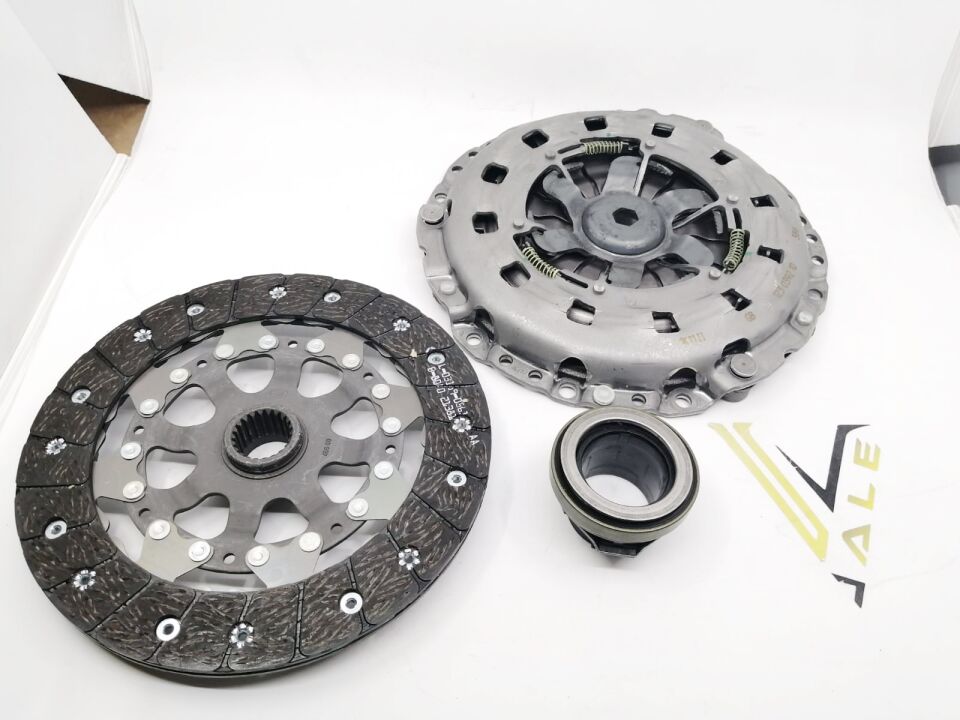 BMW 3 SERİSİ DEBRİYAJ SETİ E46.E90.N42.N46 LUK