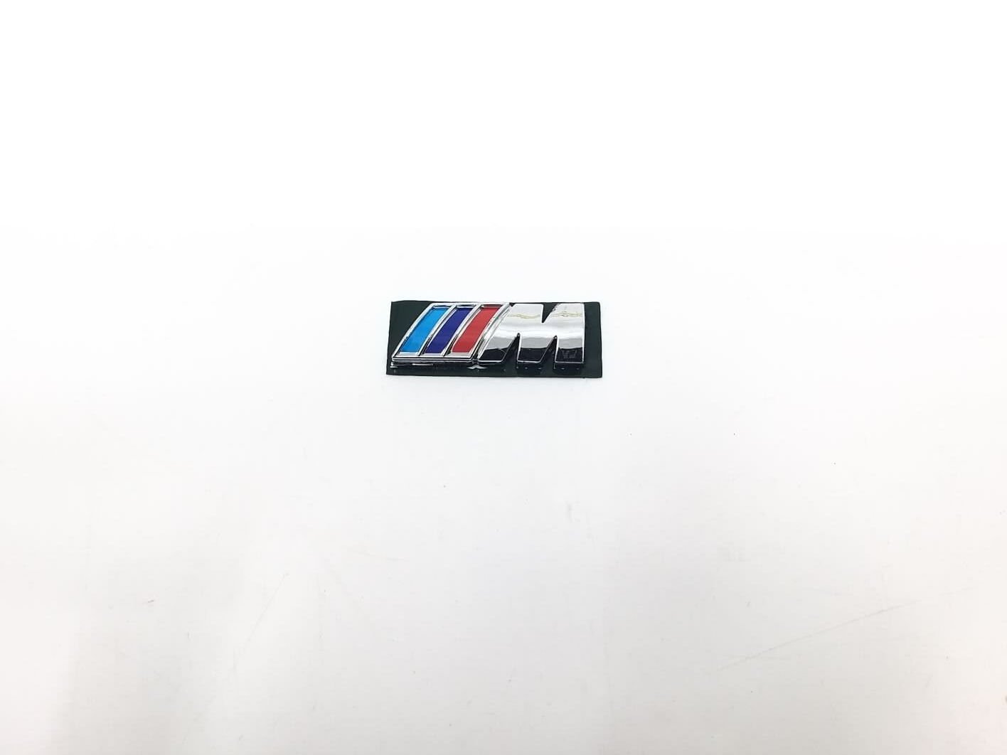 BMW 3-5 SERİSİ ÖN ÇAMURLUK AMBLEMİ - M - LOGO F20.F30.F32.F10 YAN SANAYİ