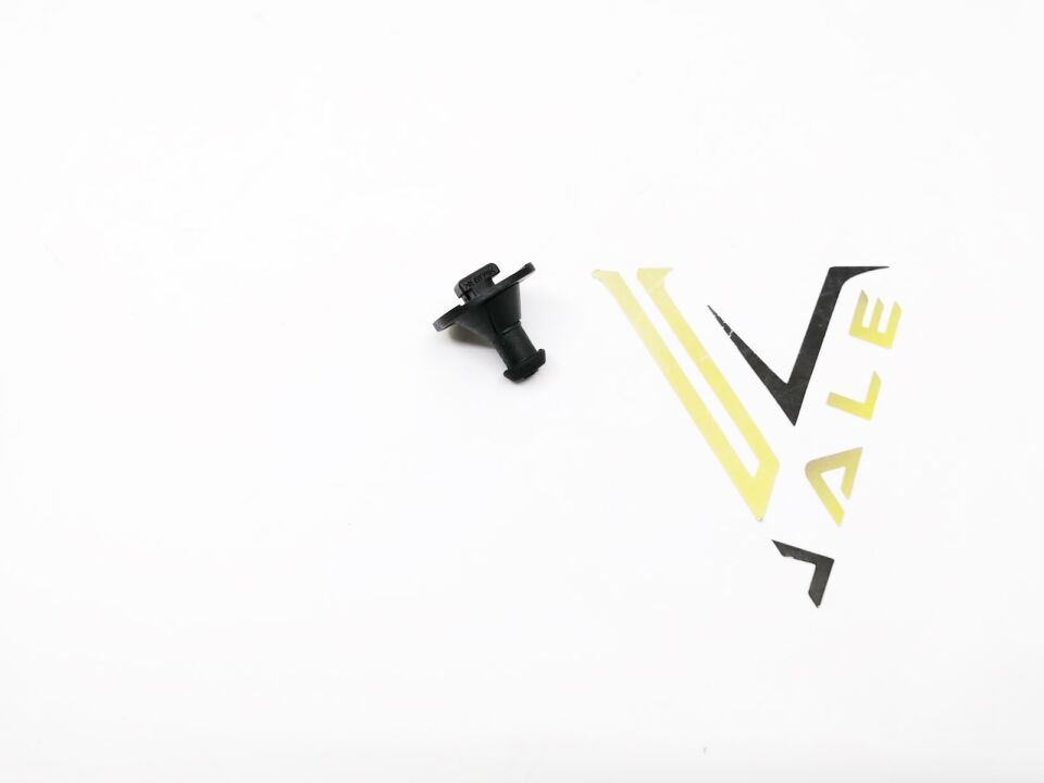 BMW 1-3 SERİSİ HAVA FİLTRE  KUTU KLİPSİ F20.F30 ORJ