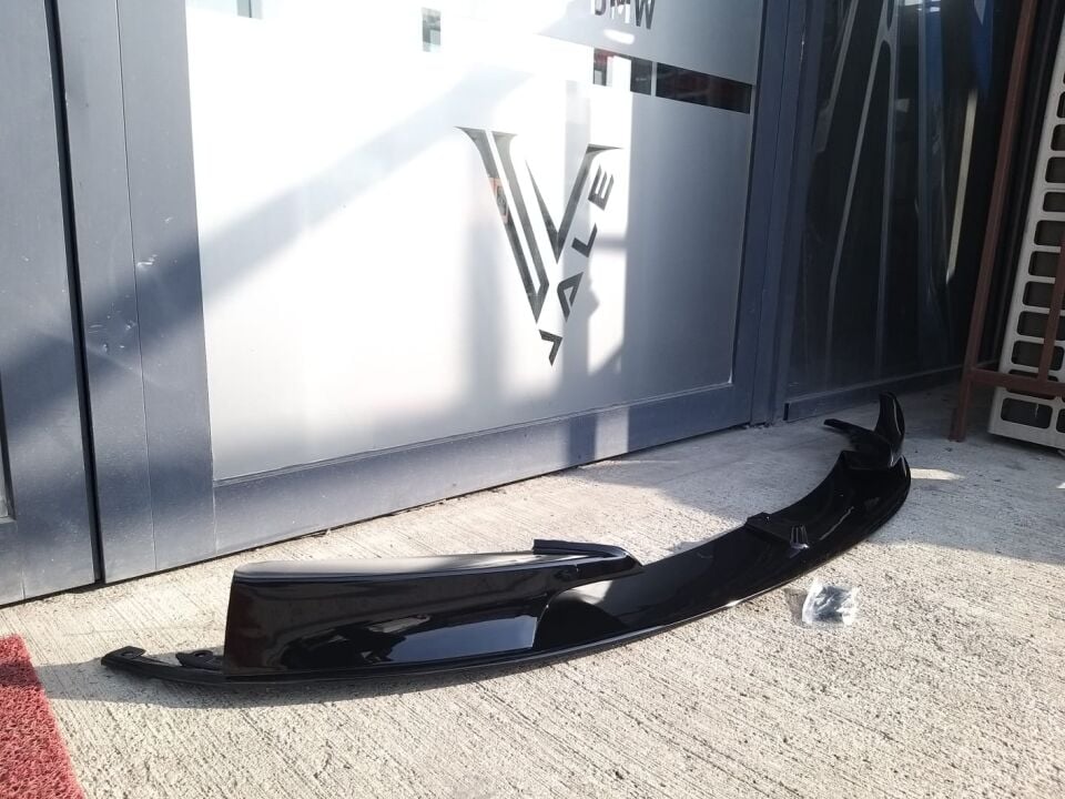 BMW 3 SERİSİ ÖN TAMPON SPOYLERİ - M - LİP TAİWAN - PARLAK SİYAH F30 YAN SANAYİ