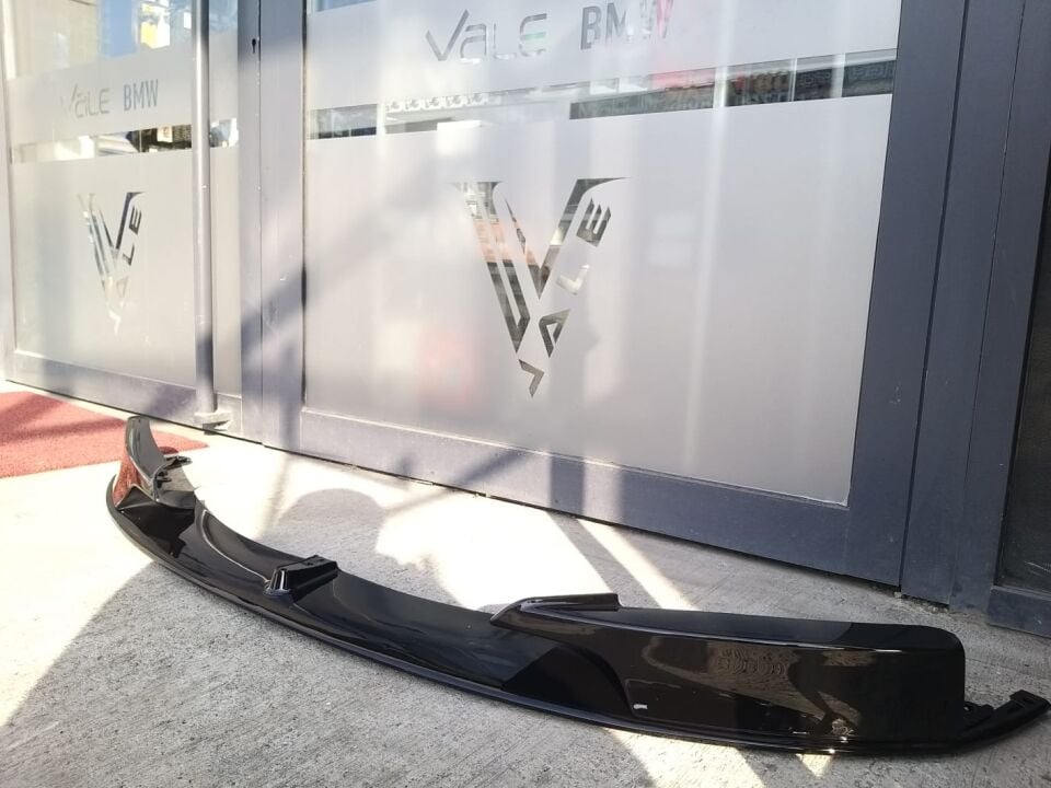 BMW 3 SERİSİ ÖN TAMPON SPOYLERİ - M - LİP TAİWAN - PARLAK SİYAH F30 YAN SANAYİ