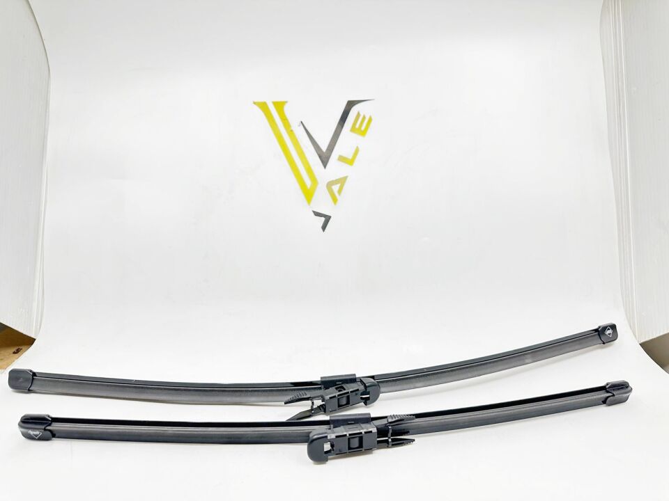 BMW 1 SERİSİ SİLECEK SÜPÜRGESİ TAKIM 119255 F20.F21 SWF